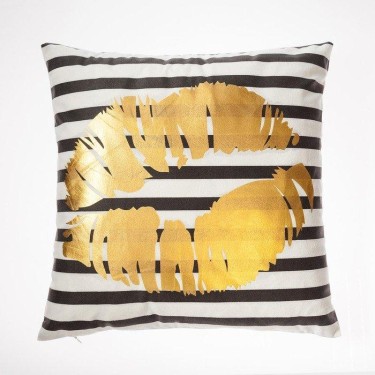 Наволочка Этель "Губы" 42 х 42 см, 100% п/э